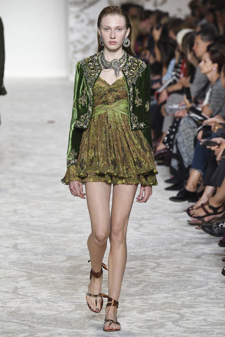 Etro（艾特罗）2025米兰时装周时装秀