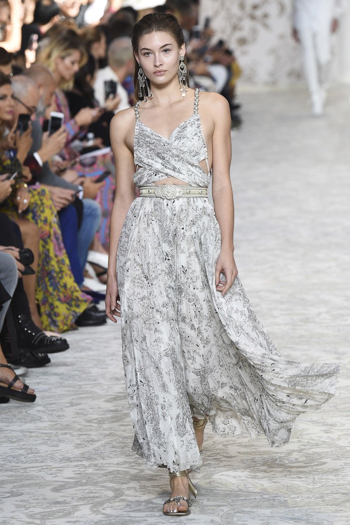 Etro（艾特罗）2025米兰时装周时装秀