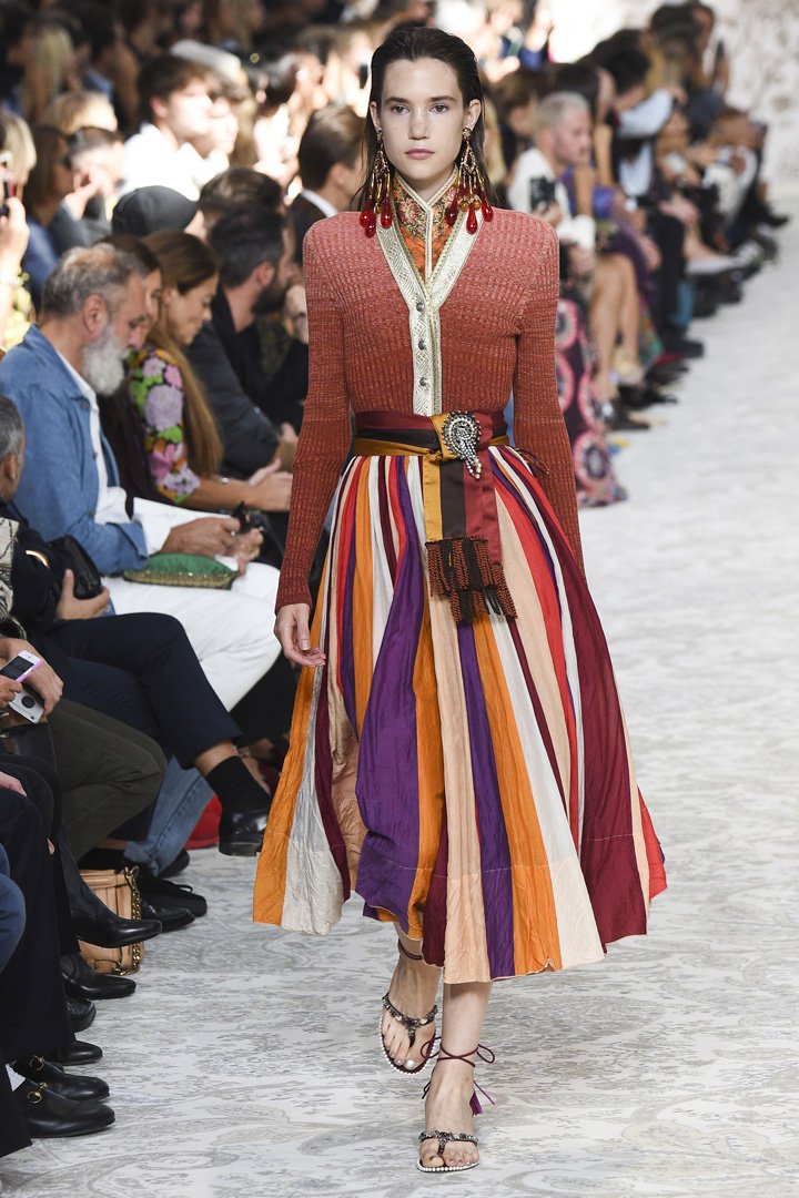 Etro（艾特罗）2025米兰时装周时装秀