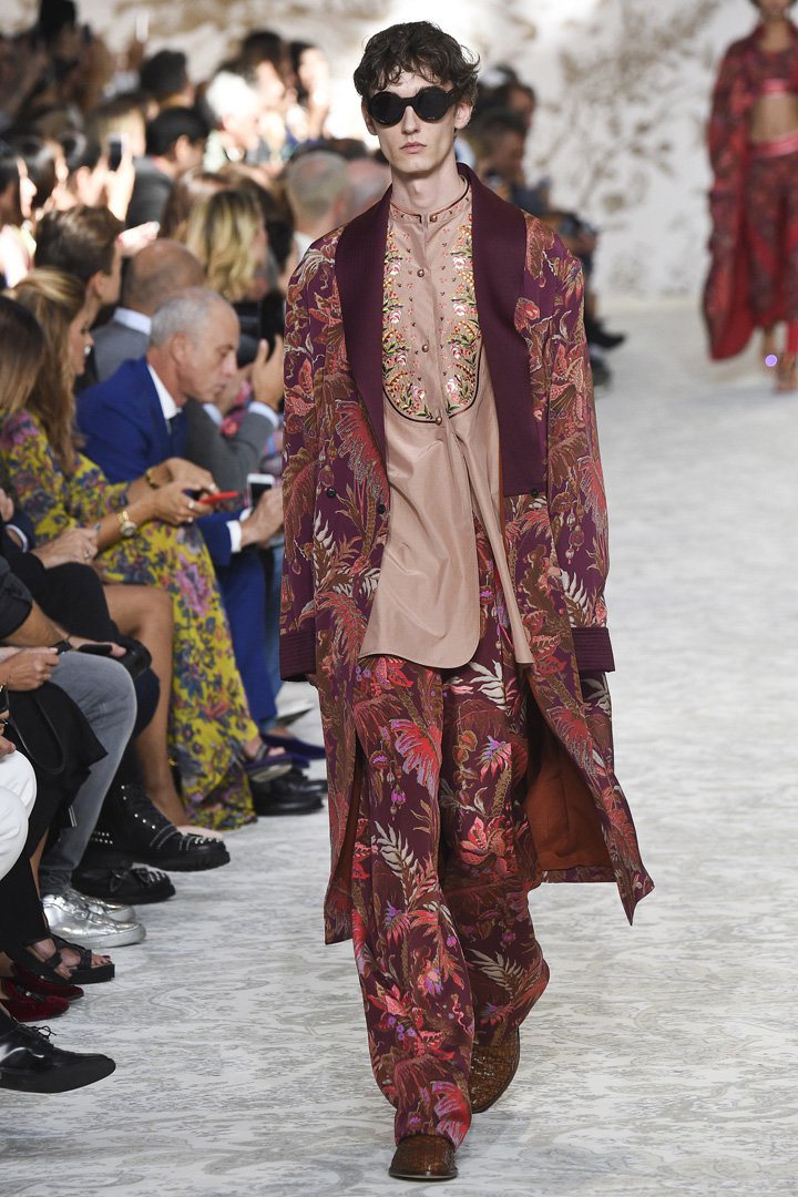 Etro（艾特罗）2025米兰时装周时装秀