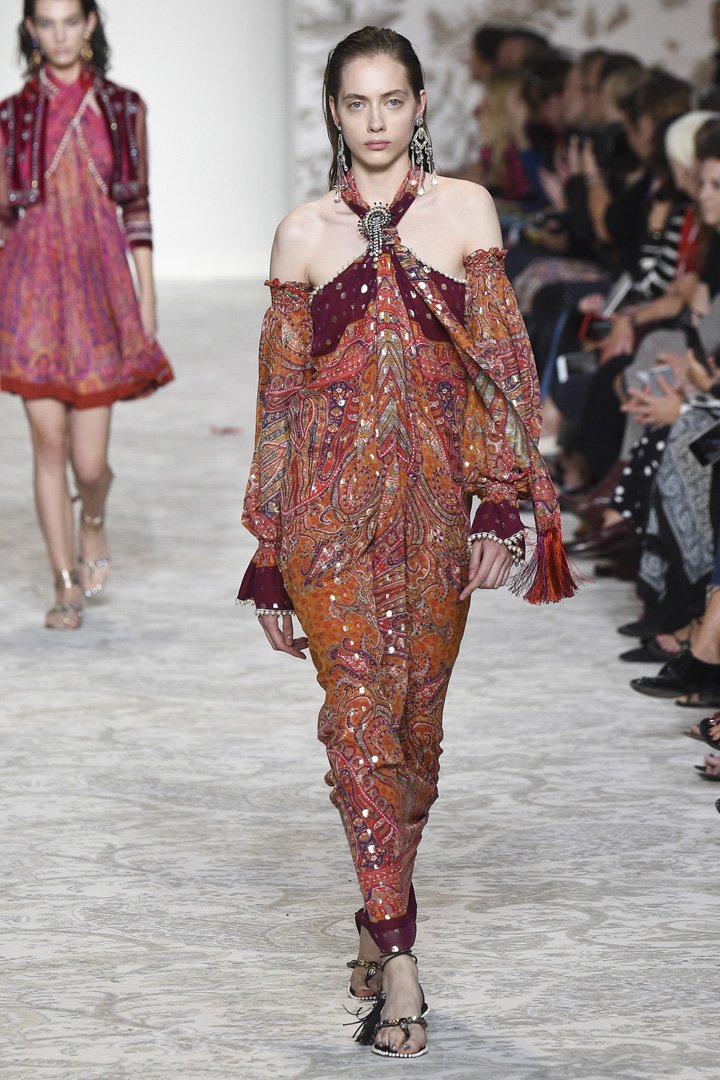 Etro（艾特罗）2025米兰时装周时装秀