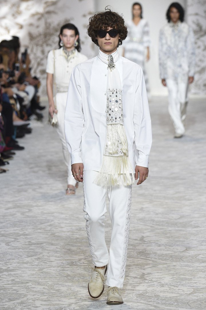 Etro（艾特罗）2025米兰时装周时装秀