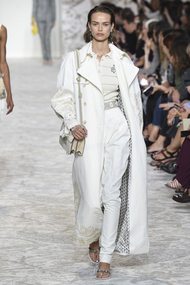 Etro（艾特罗）2025米兰时装周时装秀