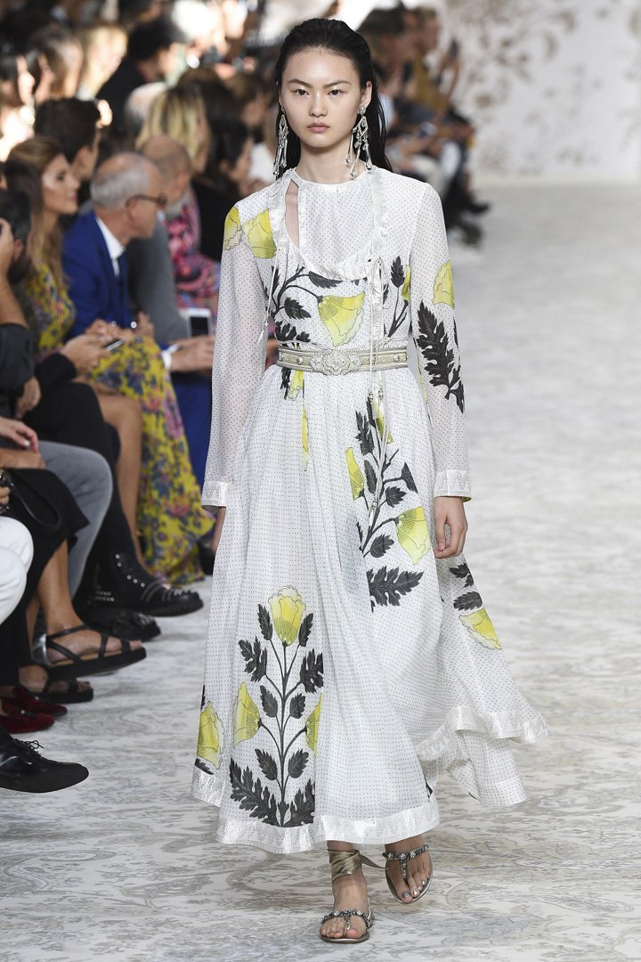 Etro（艾特罗）2025米兰时装周时装秀