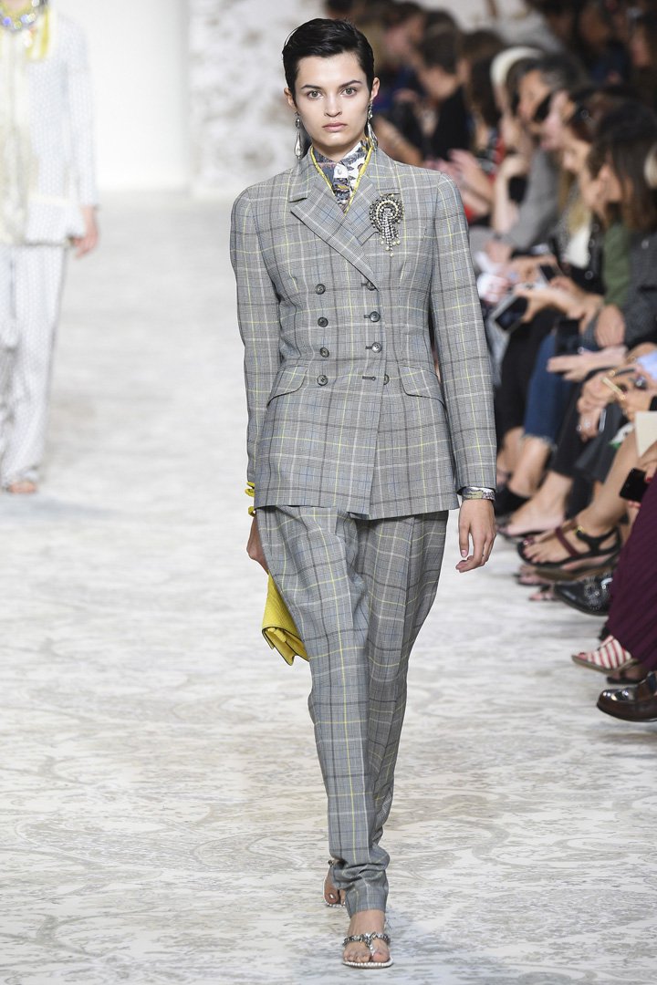 Etro（艾特罗）2025米兰时装周时装秀