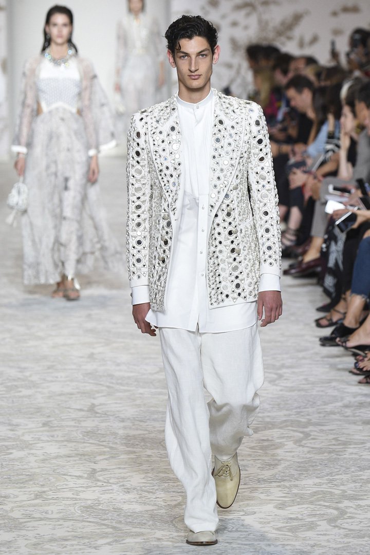 Etro（艾特罗）2025米兰时装周时装秀