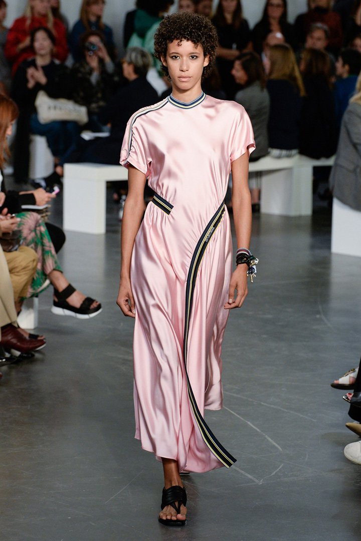 Sportmax（斯宝麦斯）2025米兰时装周时装秀