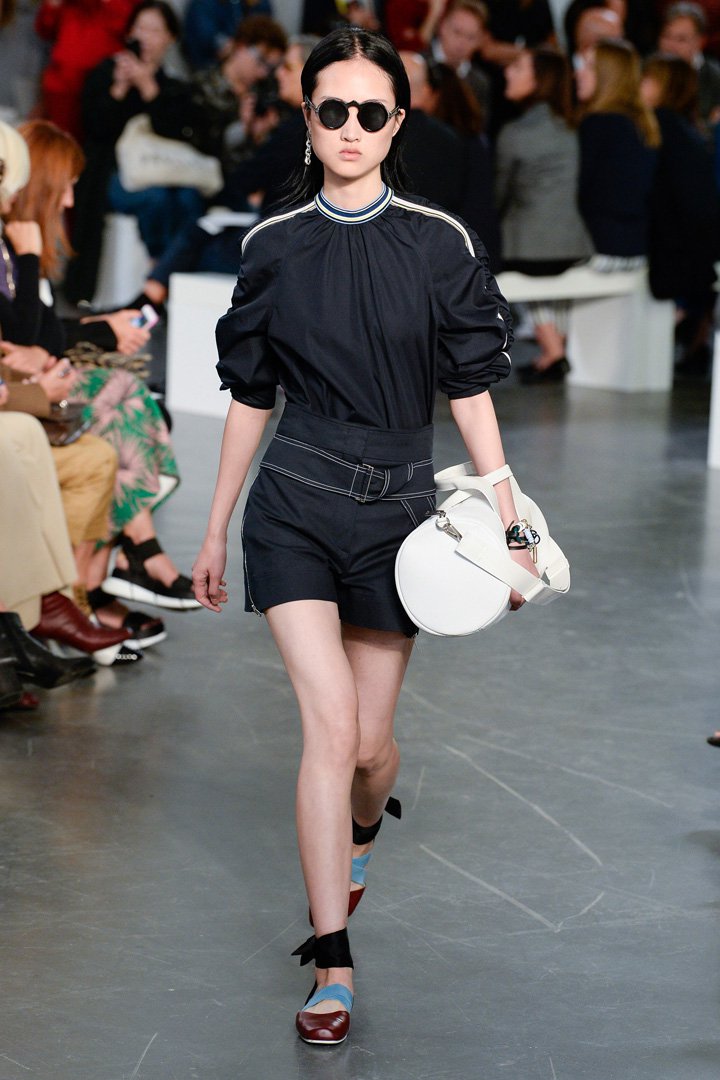 Sportmax（斯宝麦斯）2025米兰时装周时装秀
