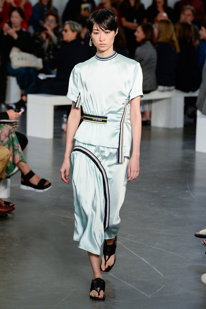 Sportmax（斯宝麦斯）2025米兰时装周时装秀