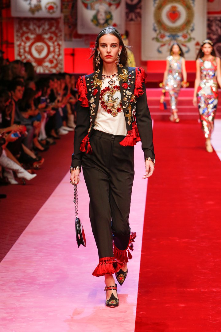Dolce & Gabbana 2025米兰时装周时装秀