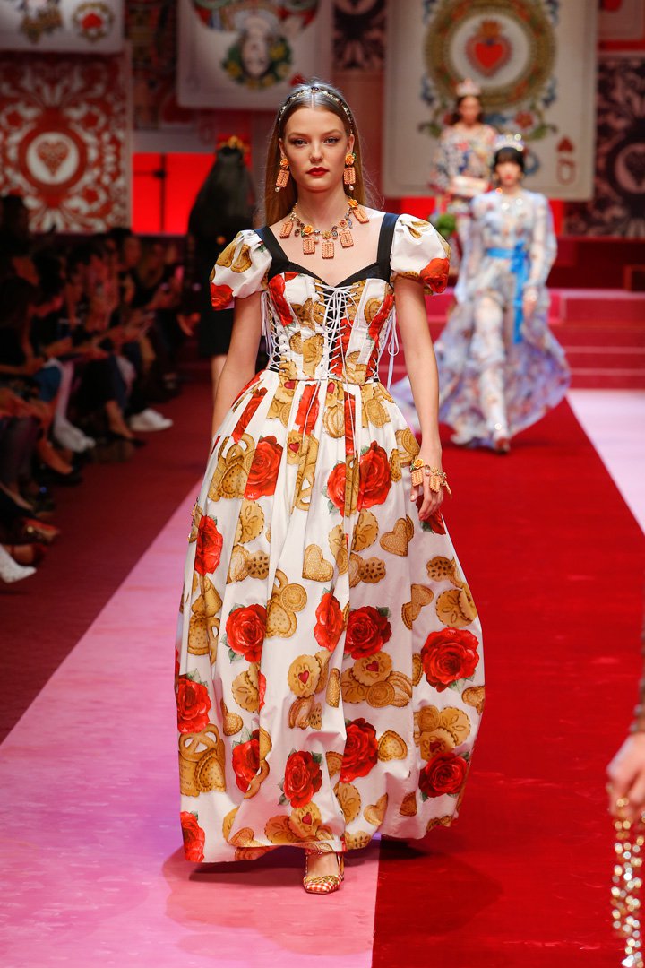 Dolce & Gabbana 2025米兰时装周时装秀