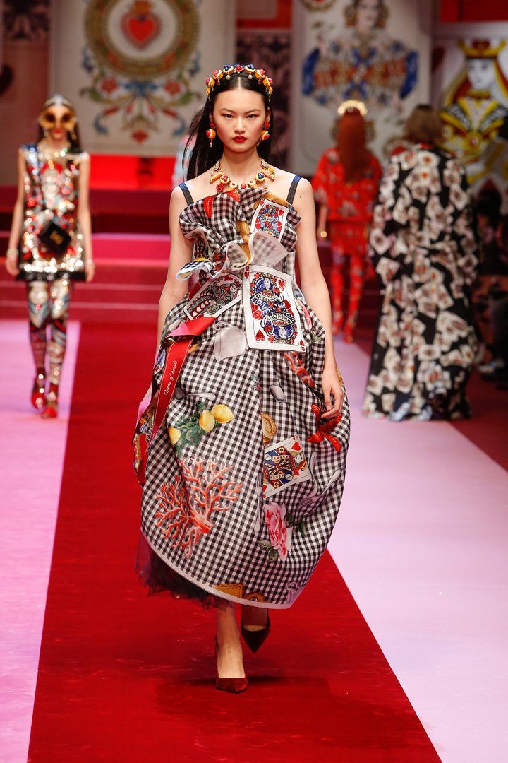 Dolce & Gabbana 2025米兰时装周时装秀
