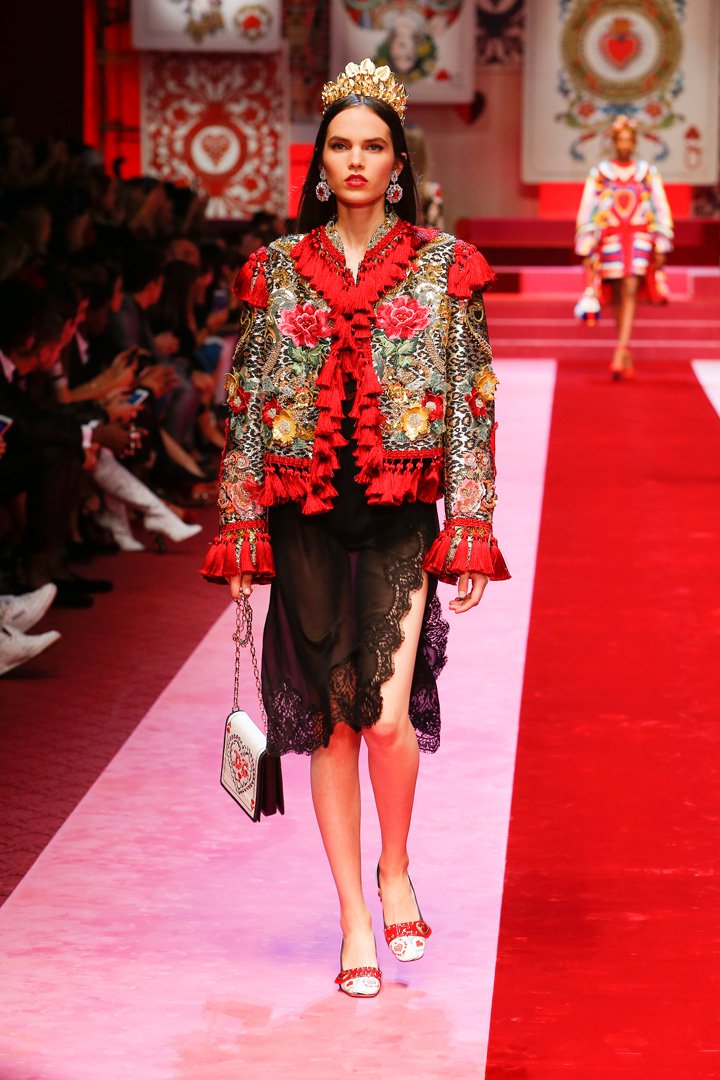 Dolce & Gabbana 2025米兰时装周时装秀