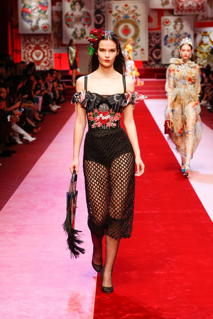 Dolce & Gabbana 2025米兰时装周时装秀