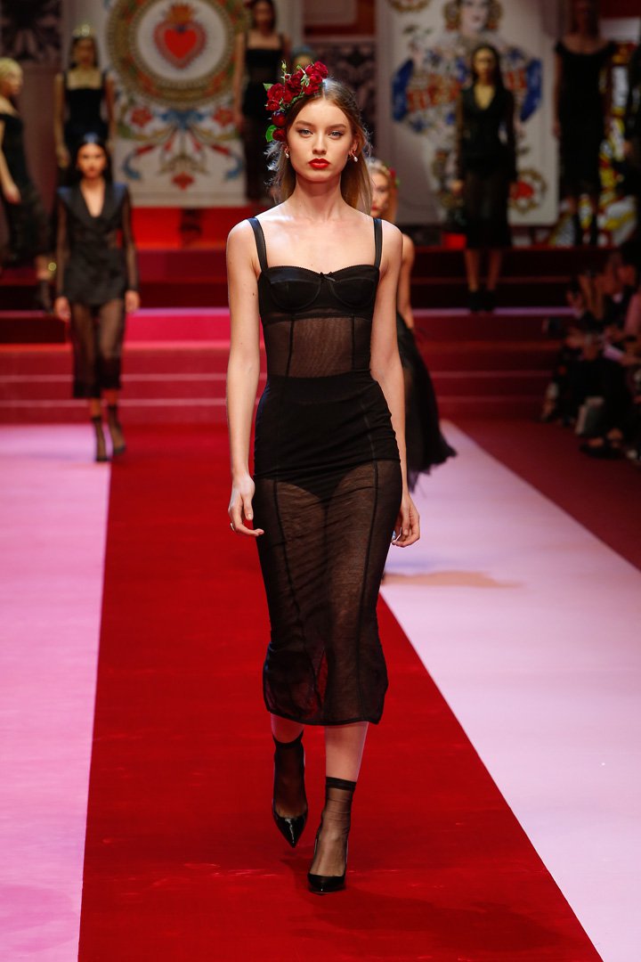 Dolce & Gabbana 2025米兰时装周时装秀