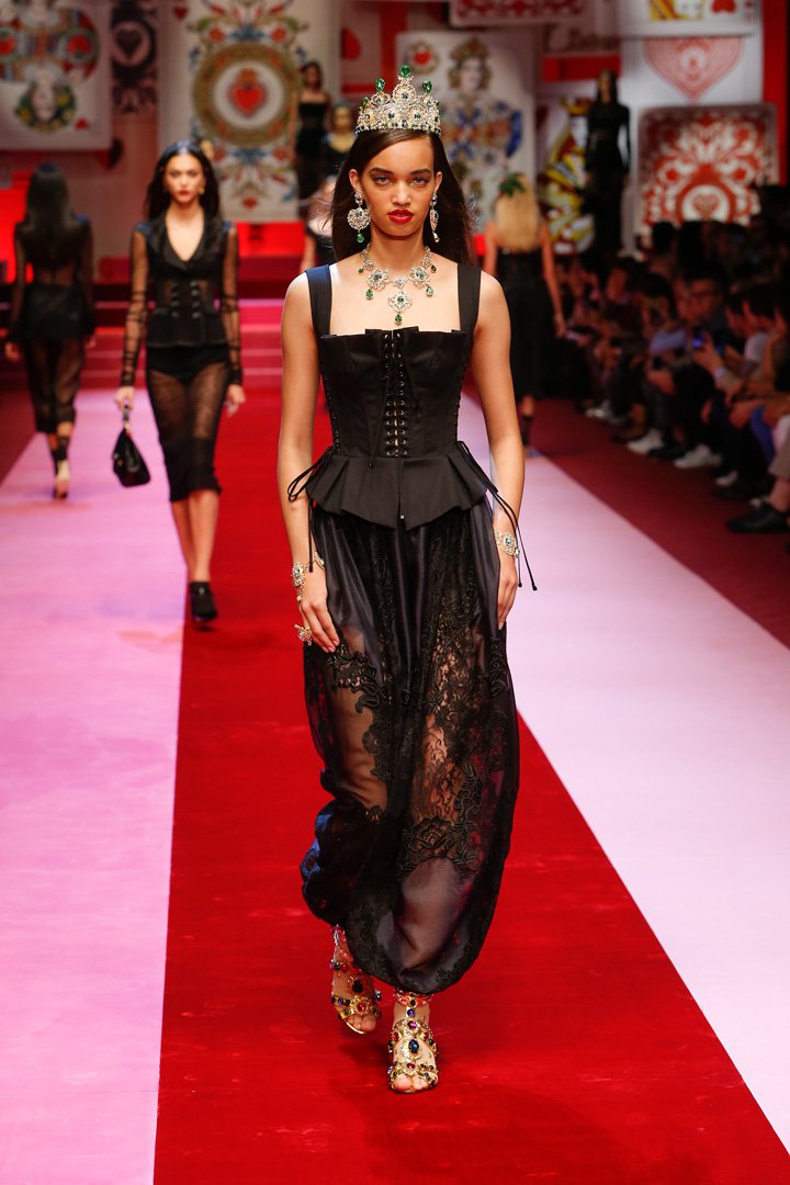 Dolce & Gabbana 2025米兰时装周时装秀