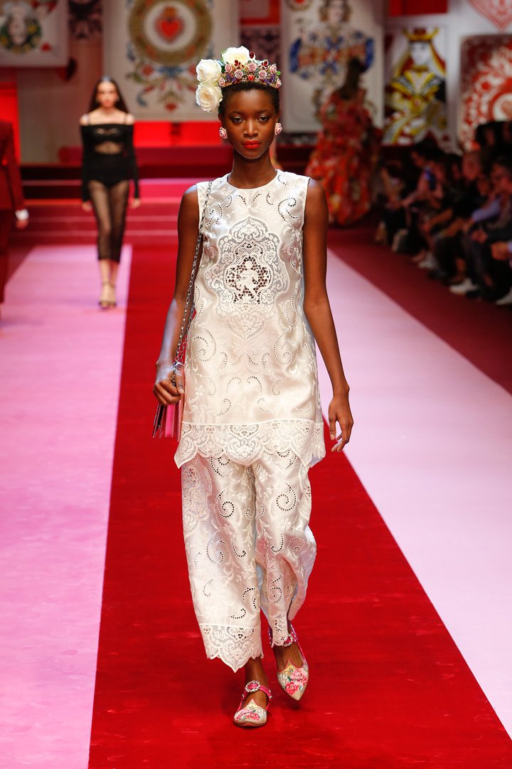 Dolce & Gabbana 2025米兰时装周时装秀