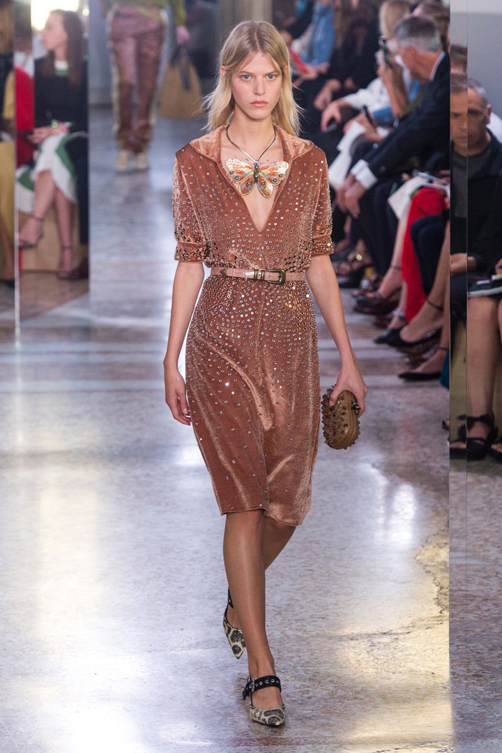 Bottega Veneta 2025米兰时装周时装秀