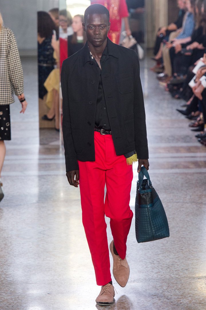 Bottega Veneta 2025米兰时装周时装秀