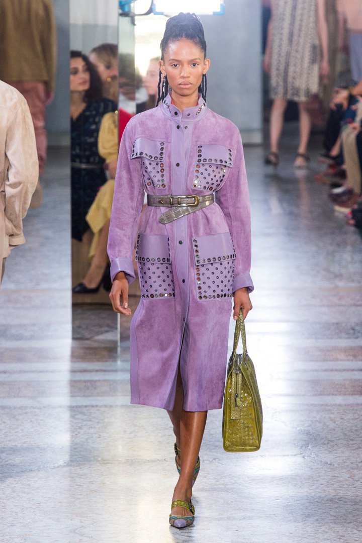 Bottega Veneta 2025米兰时装周时装秀