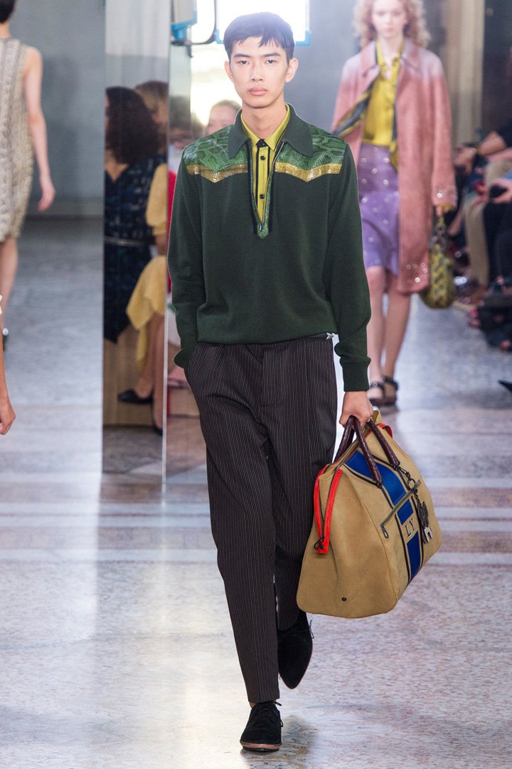 Bottega Veneta 2025米兰时装周时装秀