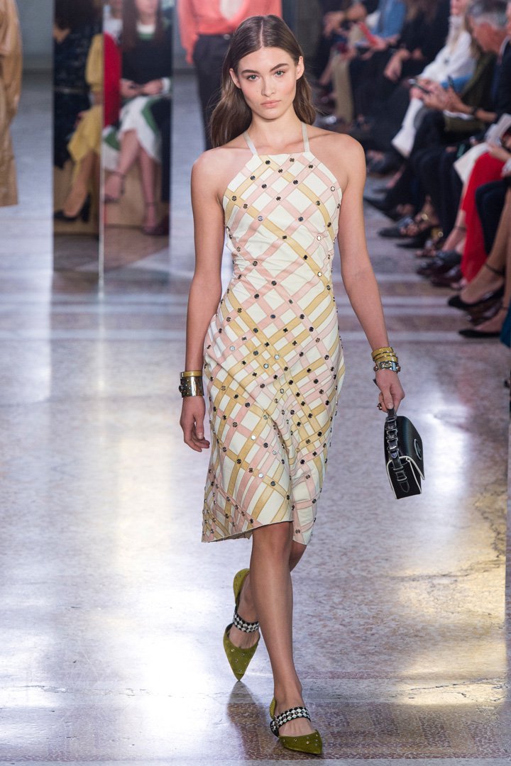 Bottega Veneta 2025米兰时装周时装秀