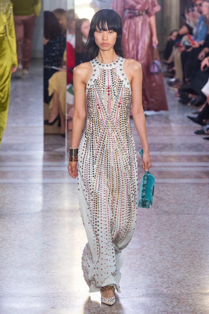 Bottega Veneta 2025米兰时装周时装秀