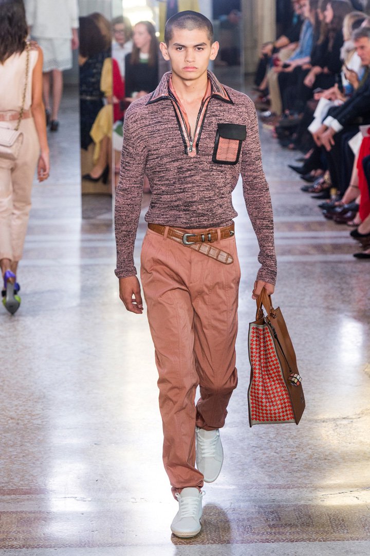Bottega Veneta 2025米兰时装周时装秀