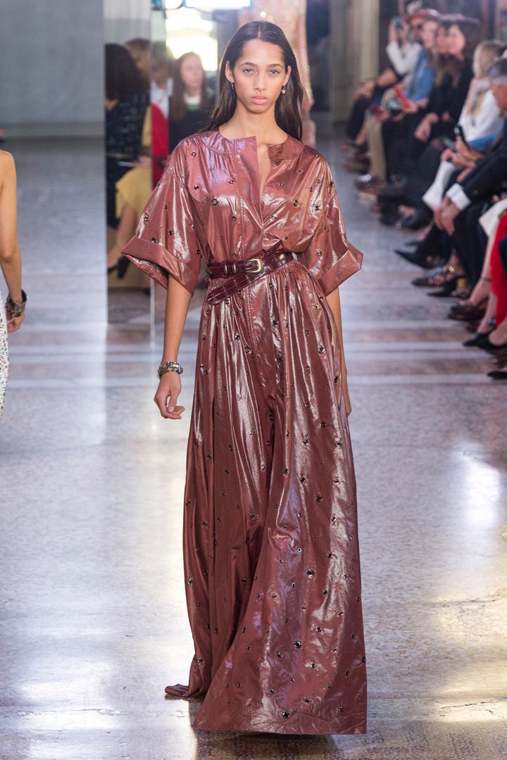 Bottega Veneta 2025米兰时装周时装秀