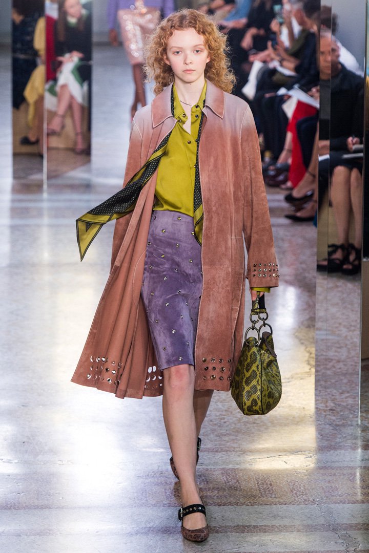 Bottega Veneta 2025米兰时装周时装秀