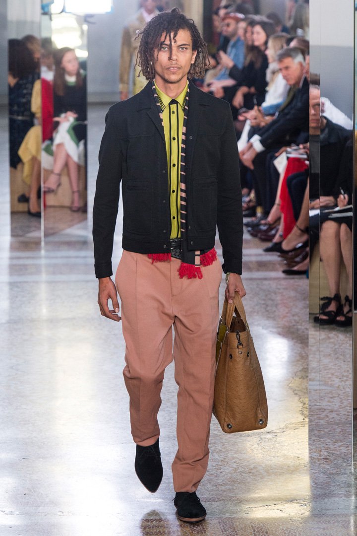 Bottega Veneta 2025米兰时装周时装秀