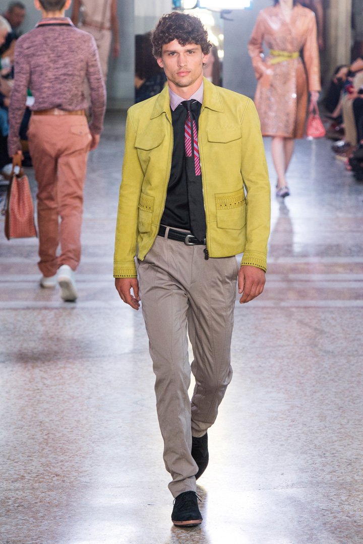 Bottega Veneta 2025米兰时装周时装秀