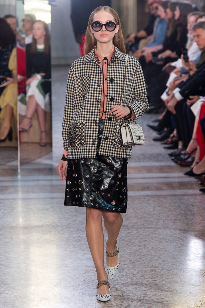 Bottega Veneta 2025米兰时装周时装秀