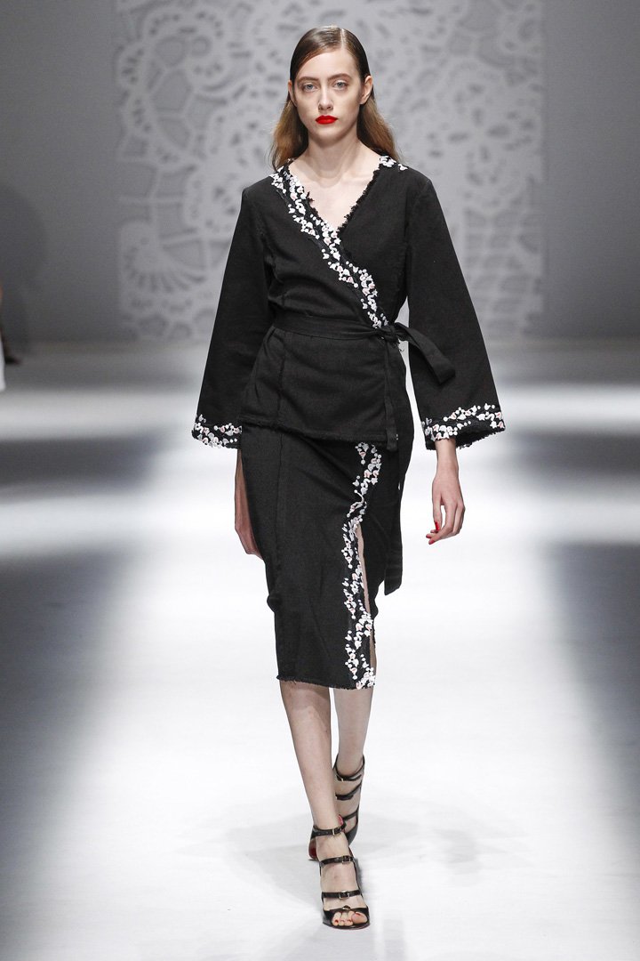Blumarine（蓝色情人）2025米兰时装周时装秀