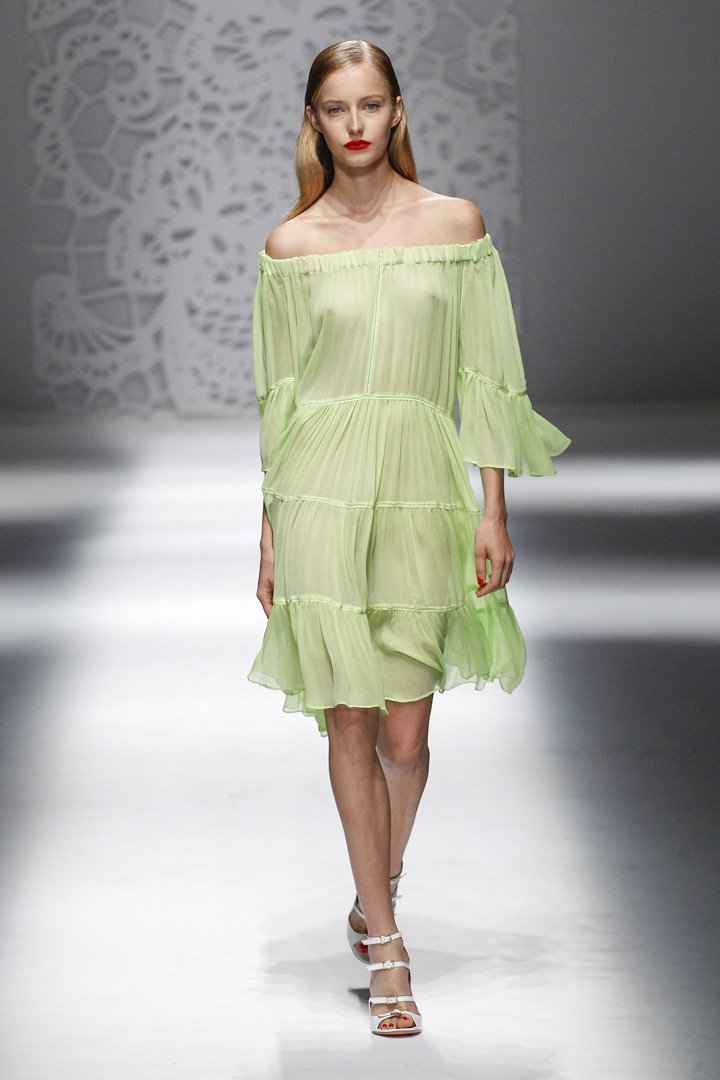 Blumarine（蓝色情人）2025米兰时装周时装秀