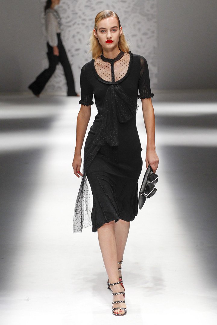Blumarine（蓝色情人）2025米兰时装周时装秀