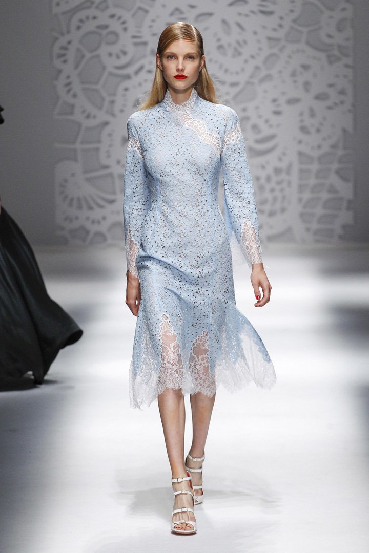 Blumarine（蓝色情人）2025米兰时装周时装秀