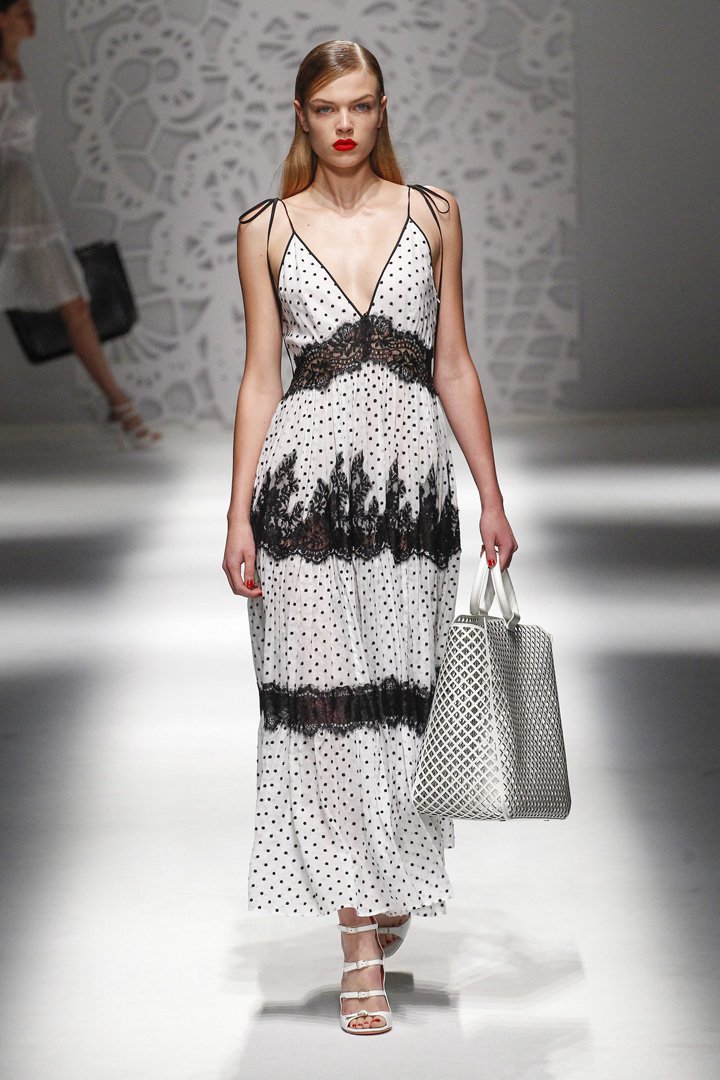 Blumarine（蓝色情人）2025米兰时装周时装秀