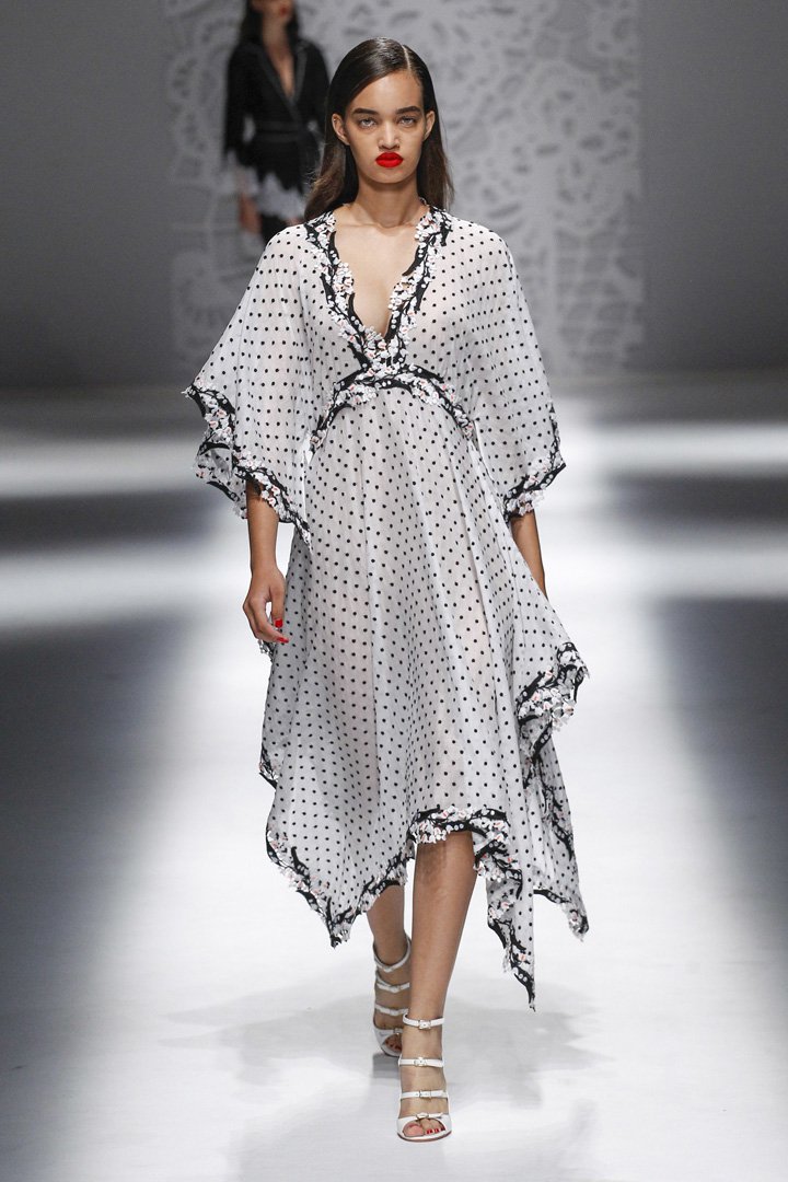 Blumarine（蓝色情人）2025米兰时装周时装秀