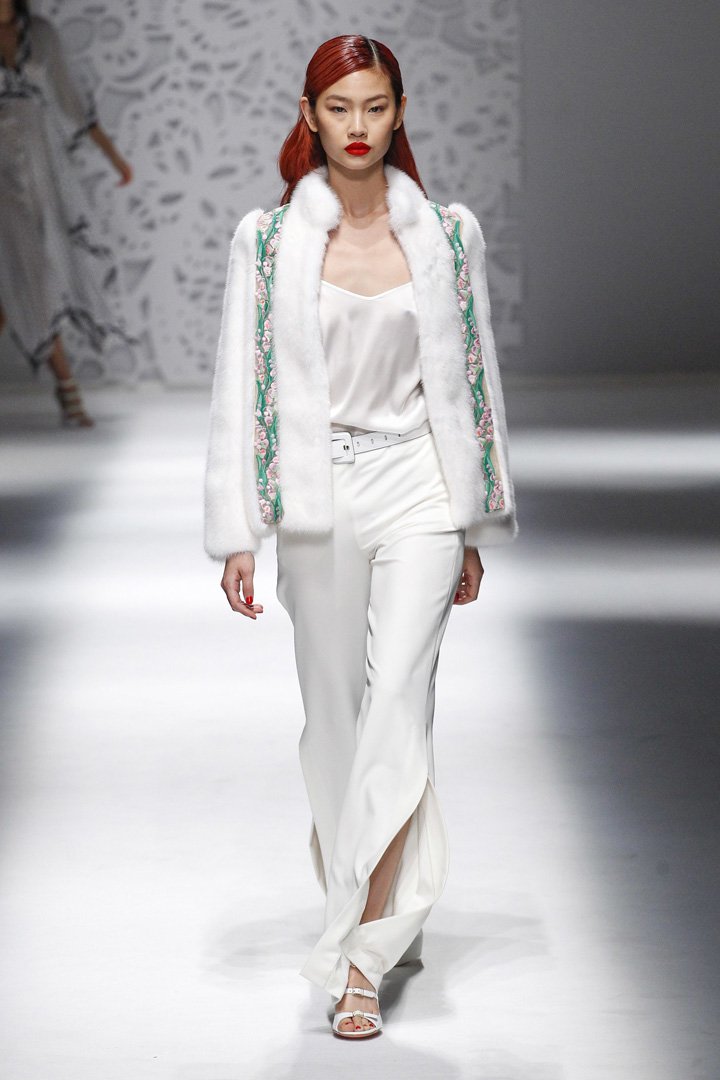 Blumarine（蓝色情人）2025米兰时装周时装秀