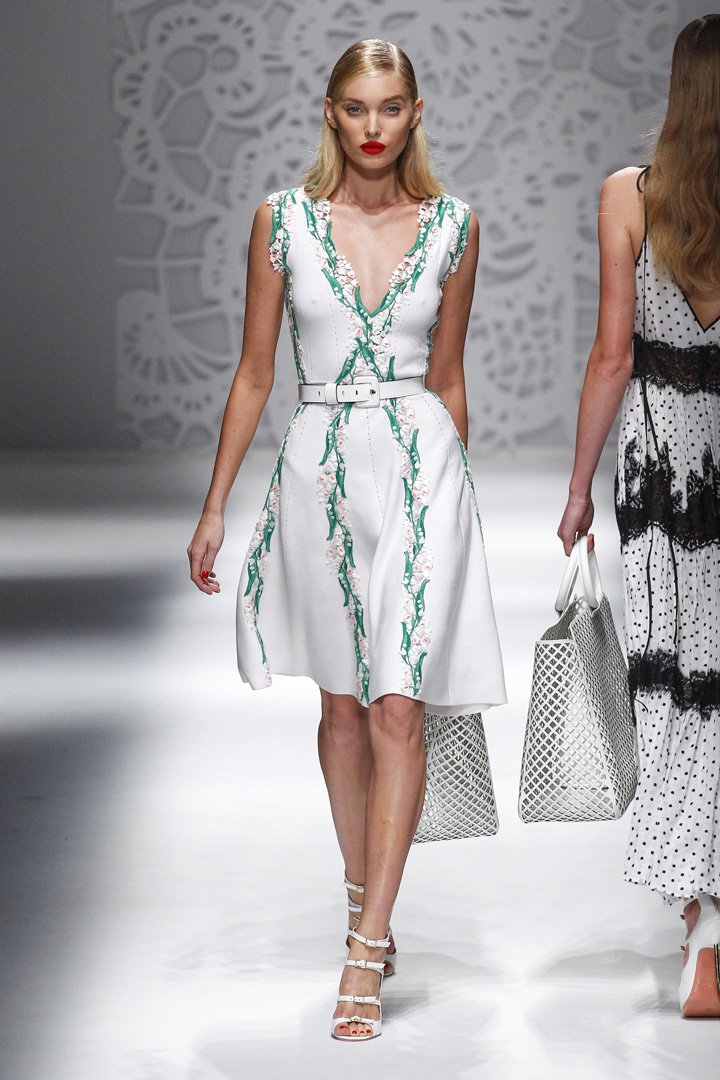 Blumarine（蓝色情人）2025米兰时装周时装秀
