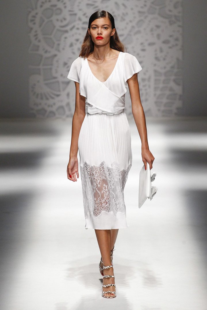 Blumarine（蓝色情人）2025米兰时装周时装秀