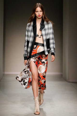 Trussardi 2025米兰时装周时装秀