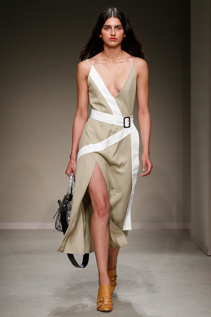 Trussardi 2025米兰时装周时装秀