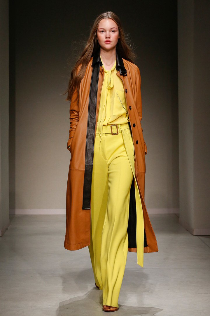 Trussardi 2025米兰时装周时装秀