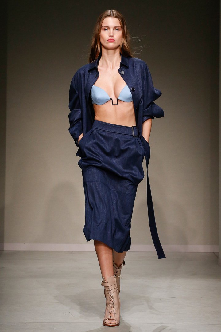 Trussardi 2025米兰时装周时装秀