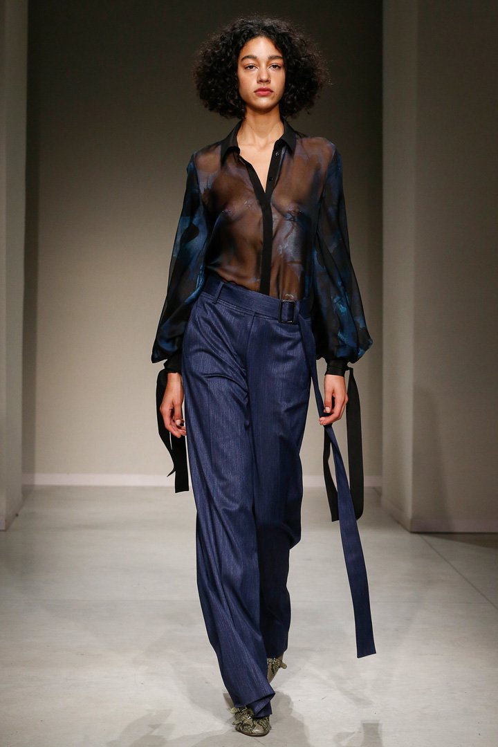Trussardi 2025米兰时装周时装秀