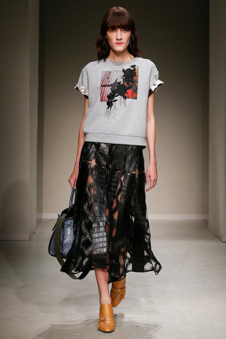 Trussardi 2025米兰时装周时装秀