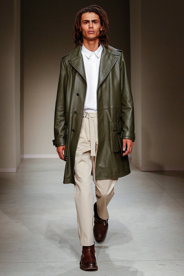 Trussardi 2025米兰时装周时装秀