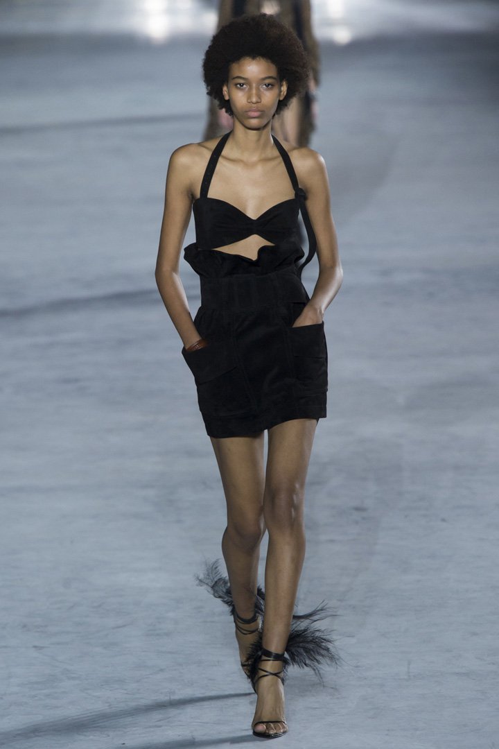 Saint Laurent（圣罗兰）2025巴黎时装周时装秀